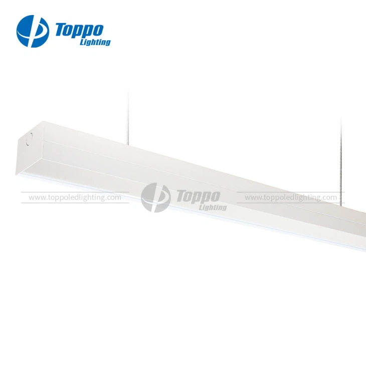Ancho 80 mm Diseño de patente Fácil apertura entre la caja de arriba hacia abajo LED Batten